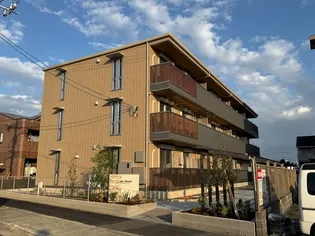 岡山県岡山市南区万倍【アパート】の外観