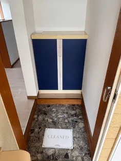 ジョーヌ・ドレ【2階】の玄関