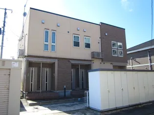 エレガンテIII【1階】の外観