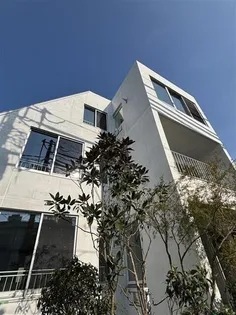 東京都中野区本町2【マンション】の外観