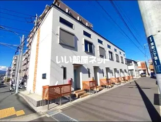 セントラルコートの外観