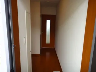 ちゅら【3階】の玄関