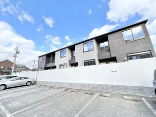 ハイネストキタの画像