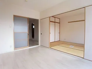 リベール若鶴B【2階】の外観