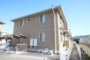 レーベンヒルズ C棟【2階】の外観