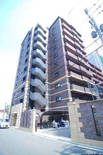 門司ポロニア弐番館【2階】の外観