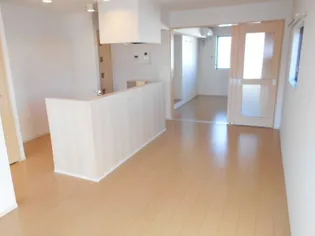 グラース カーサB【2階】の居間