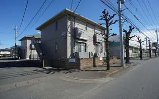 クレセント B棟【1階】の外観