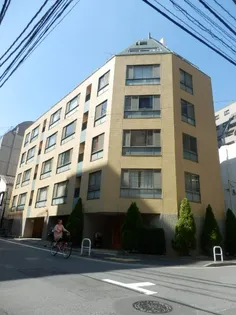 麻布十番ハイツの外観