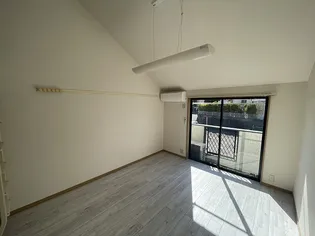 エクセルシャトー川平1【2階】の内装