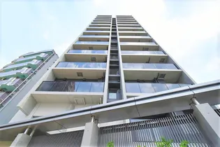 ディームス渋谷本町【13階】の外観