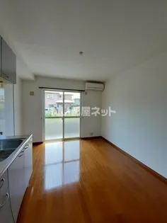 アトラツインクルの居間