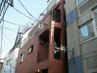 山田ビル【3階】の外観