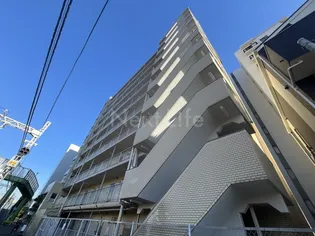 スカイコート生麦【2階】の外観