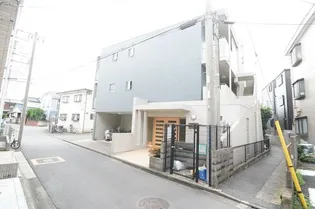 ナトゥール【1階】の外観