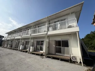 パインオリーブ【2階】の外観