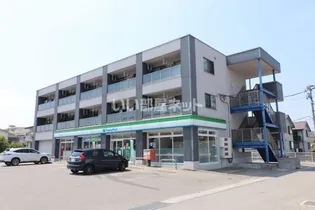 サングレース【3階】の外観