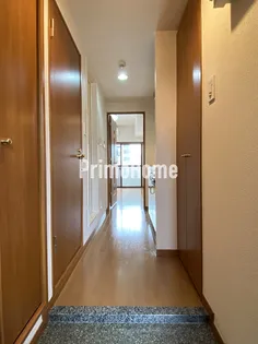 フェニックス日本橋蛎殻町弐番館【2階】の玄関