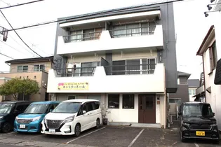 カトレアマンション【2階】の外観