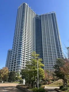 スカイズタワー&ガーデン【9階】の外観