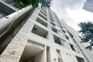 カテリーナ代々木プレイス【2階】の外観