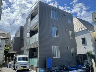 String Roll【2階】の外観