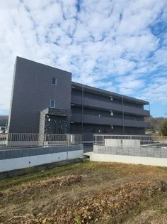 広島県福山市高西町川尻【マンション】の外観
