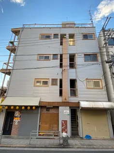 第二中央マンション【3階】の外観
