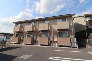 茨城県猿島郡境町大字長井戸【アパート】の外観