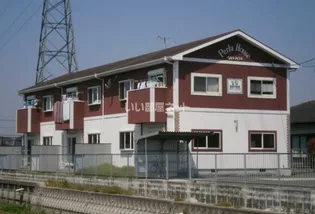 ペルラハウス【2階】の外観