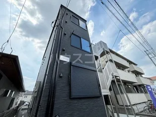 メゾン・ダルジャン西大宮【1階】の外観