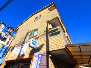 ゴールデンリバー【3階】の外観