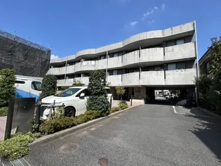 プワソンルージュの画像