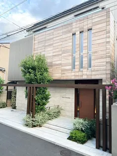 メゾン・ド・代々木上原【2階】の外観