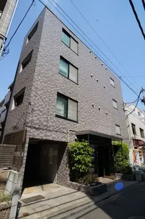東京都新宿区四谷4【マンション】の外観