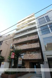 東京都新宿区四谷三栄町【マンション】の外観