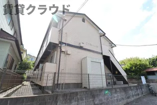 ファミール川戸【2階】の外観