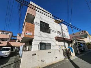 レジデンス渡鹿【2階】の外観