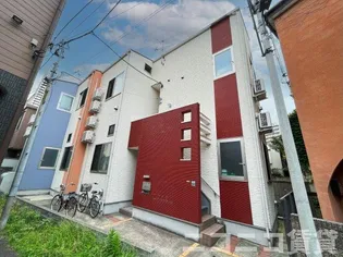 PROPS【1階】の外観