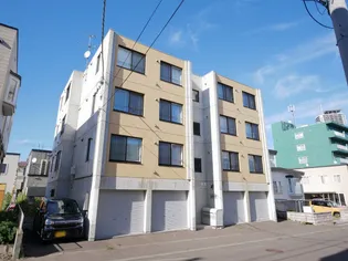 ブランノワール湖水の画像