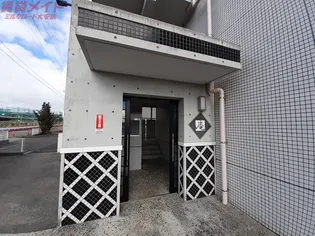 庵マンション【1階】の地図