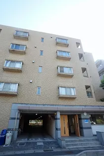 グランドパレス37【2階】の外観