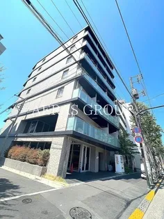 東京都新宿区西落合1【マンション】の外観