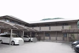 ラーゼンヴィラⅡ棟の画像