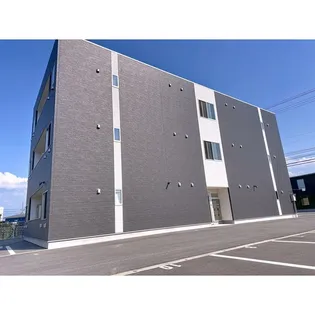セレニティ藤木の画像