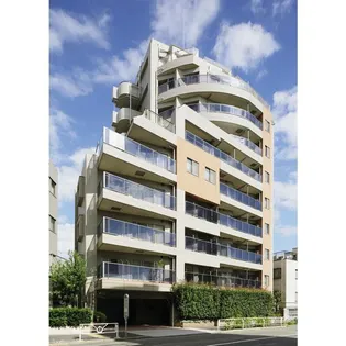 コンフォリア代々木上原【2階】の外観