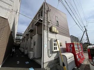 クローシェ泉中央の外観