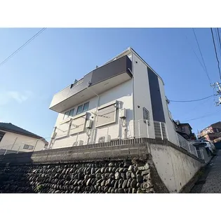 ラ・ヴィール杉田【2階】の外観