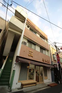 Beans【3階】の外観