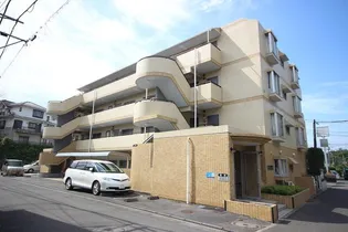 サンパレス池田【3階】の外観